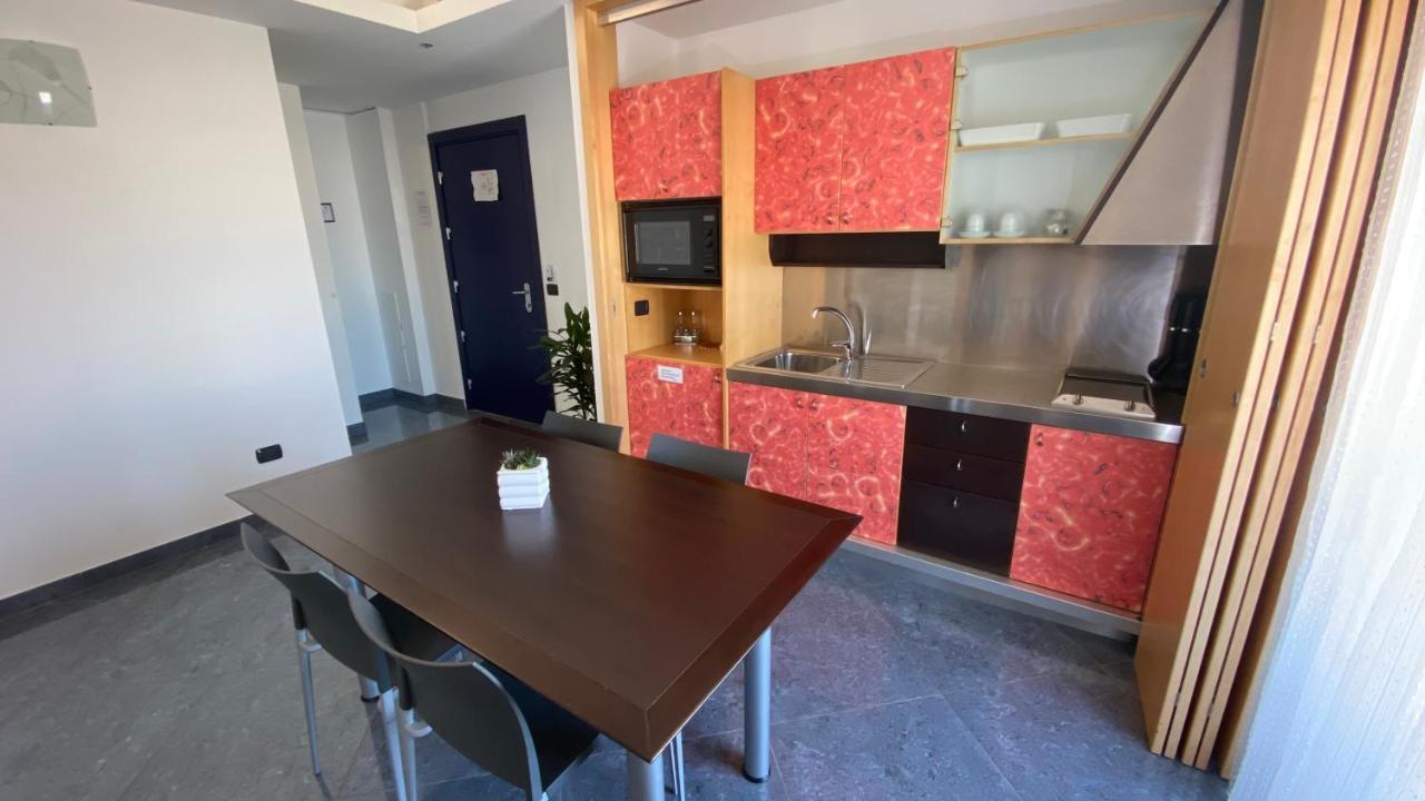 Blu Residence - Hotel Nel Salento Casarano Luaran gambar