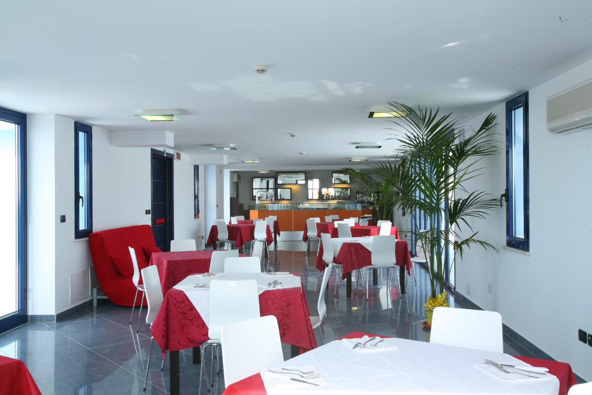 Blu Residence - Hotel Nel Salento Casarano Luaran gambar