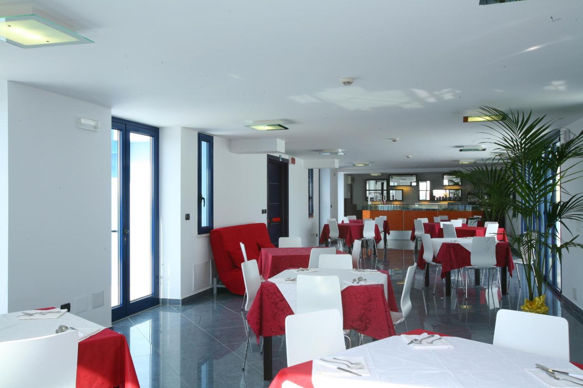 Blu Residence - Hotel Nel Salento Casarano Luaran gambar